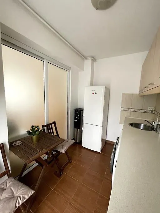 Green North Apt - Close To The Airport And Therme Apartamento Bucarest