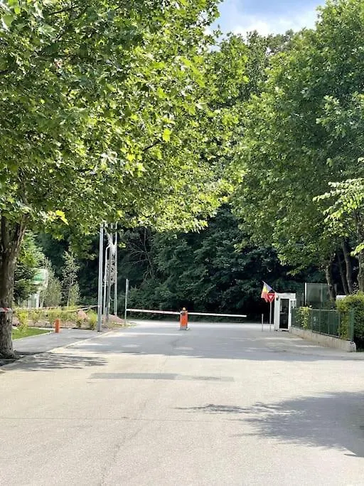 Green North Apt - Close To The Airport And Therme Apartment Bucharest