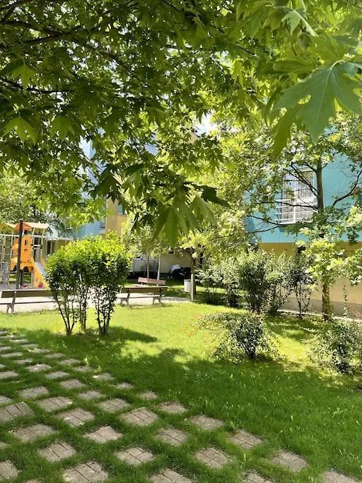 Green North Apt - Close To The Airport And Therme Apartment Bucharest