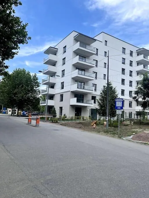 Green North Apt - Close To The Airport And Therme Apartment Bucharest Romania