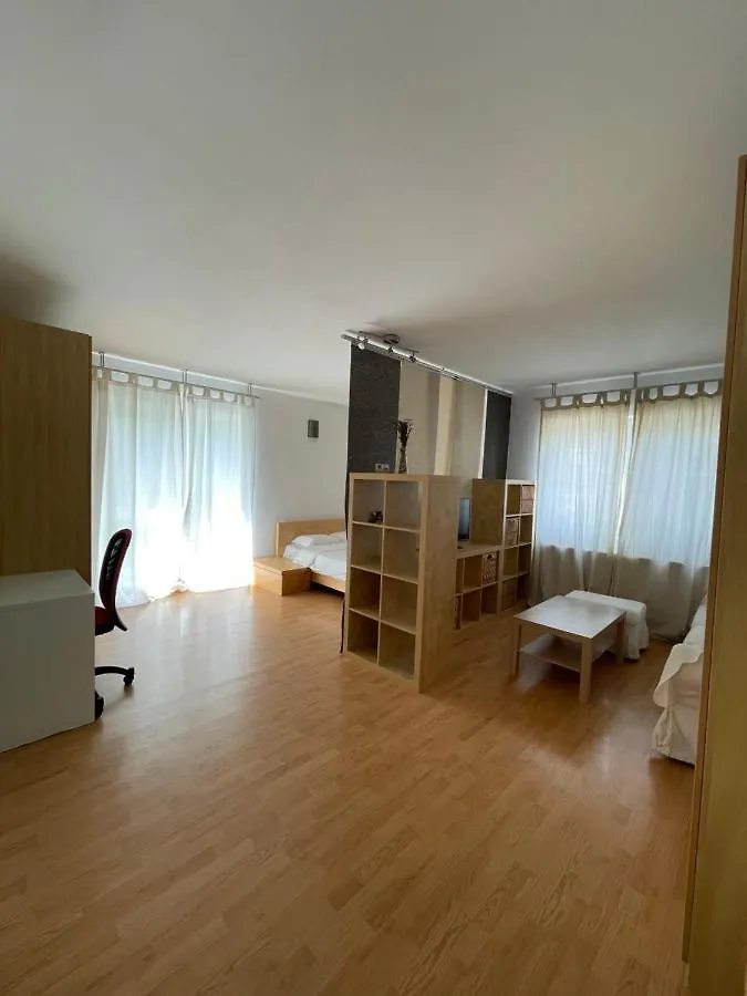 Green North Apt - Close To The Airport And Therme Apartment Bucharest
