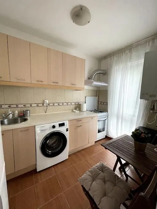 Green North Apt - Close To The Airport And Therme Apartment Bucharest 0*,  Romania